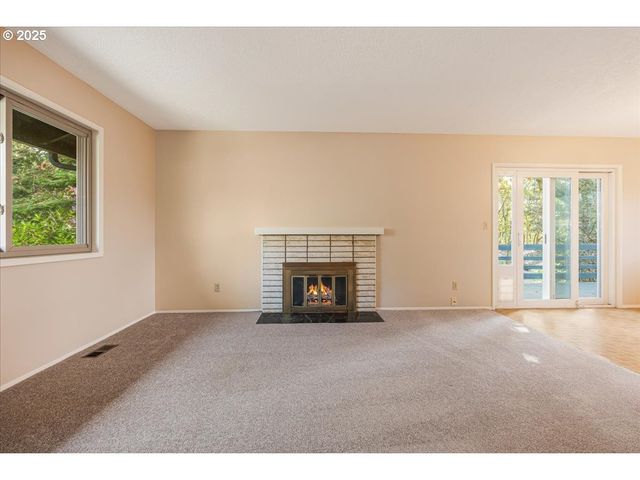 11420 Sw TIMBERLINE Dr, Beaverton, OR 97008
