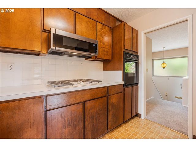 11420 Sw TIMBERLINE Dr, Beaverton, OR 97008