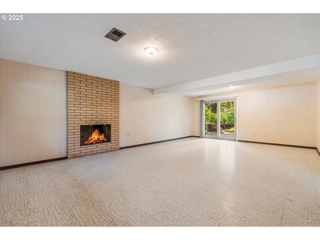 11420 Sw TIMBERLINE Dr, Beaverton, OR 97008