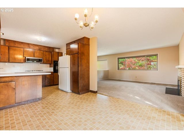 11420 Sw TIMBERLINE Dr, Beaverton, OR 97008