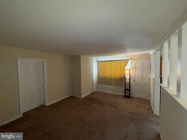 800 HICKORY AVE, Browns Mills, NJ 08015