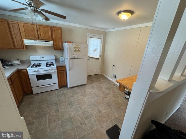 800 HICKORY AVE, Browns Mills, NJ 08015