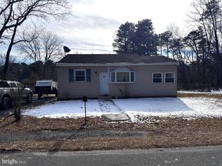 800 HICKORY AVE, Browns Mills, NJ 08015
