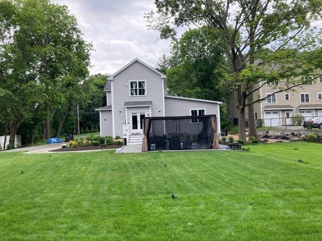 279 West Central B, Natick, MA 01760