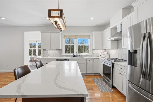 279 West Central B, Natick, MA 01760