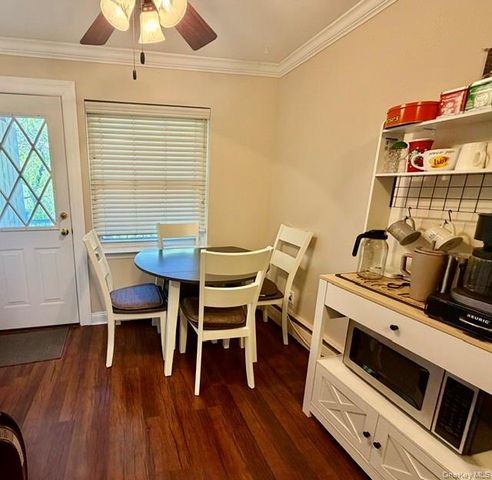 143 Farber Drive 143, West Babylon, NY 11704