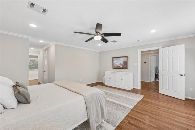 4320 Wendell Street, Bellaire, TX 77401