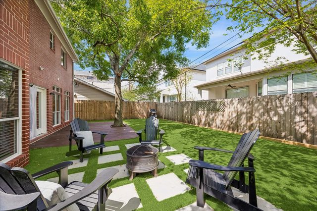 4320 Wendell Street, Bellaire, TX 77401