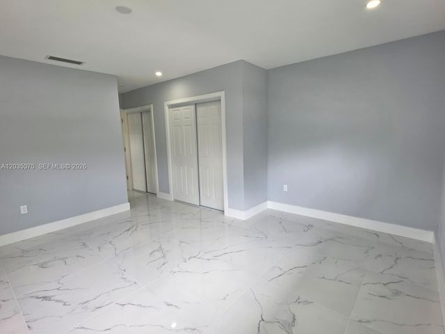 4990 NW 31st Ave, Miami, FL 33142