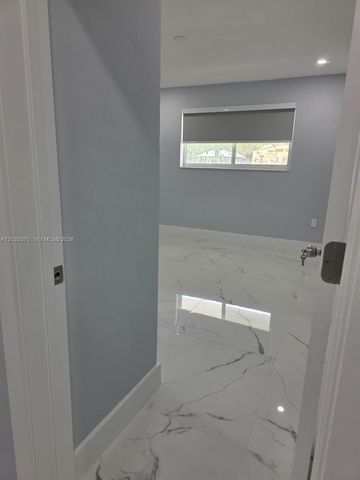 4990 NW 31st Ave, Miami, FL 33142