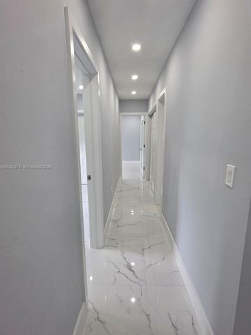 4990 NW 31st Ave, Miami, FL 33142