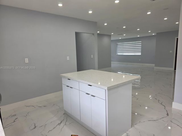 4990 NW 31st Ave, Miami, FL 33142