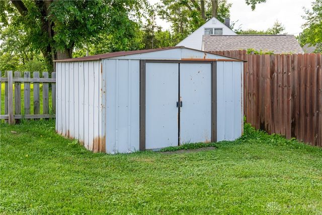 1221 Highview Drive, Fairborn, OH 45324