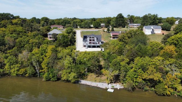 883 Newton Ln, Gallatin, TN 37066