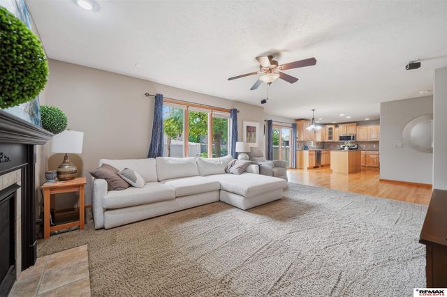 8342 Upton Grey Lane, Lincoln, NE 68516