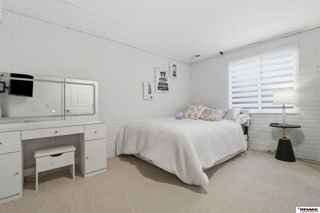 8342 Upton Grey Lane, Lincoln, NE 68516