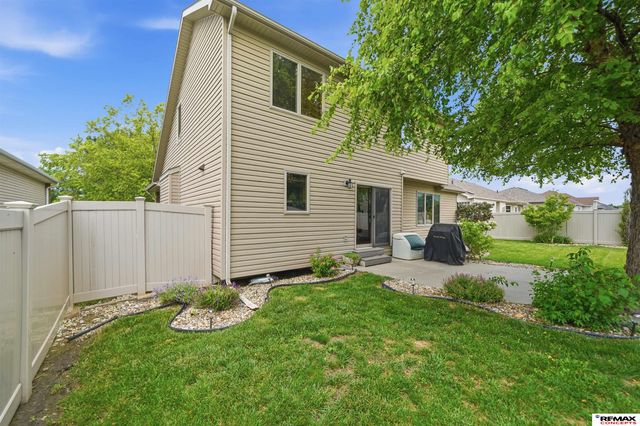 8342 Upton Grey Lane, Lincoln, NE 68516