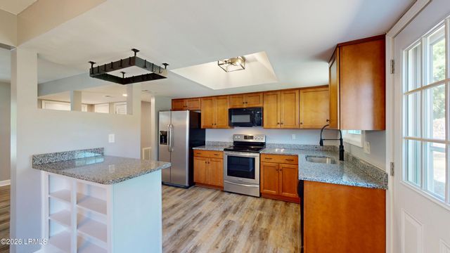 4027 Shell Point Road, Beaufort, SC 29906