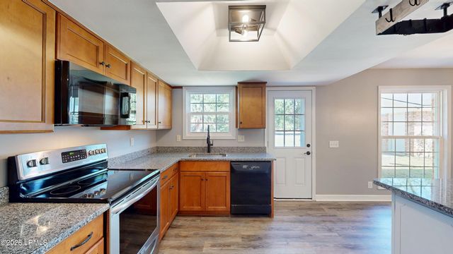 4027 Shell Point Road, Beaufort, SC 29906