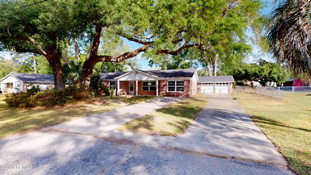 4027 Shell Point Road, Beaufort, SC 29906