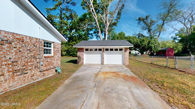 4027 Shell Point Road, Beaufort, SC 29906