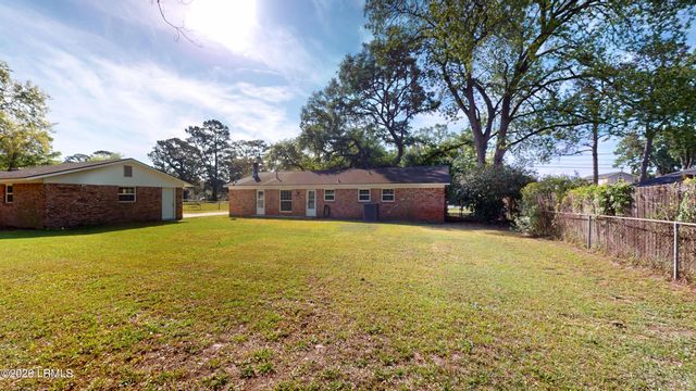 4027 Shell Point Road, Beaufort, SC 29906