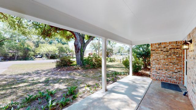 4027 Shell Point Road, Beaufort, SC 29906
