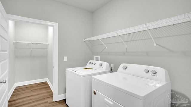 24 Spoonbill St, Cantonment, FL 32533