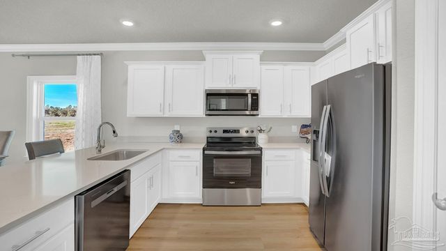 24 Spoonbill St, Cantonment, FL 32533