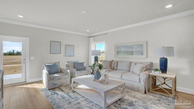 24 Spoonbill St, Cantonment, FL 32533