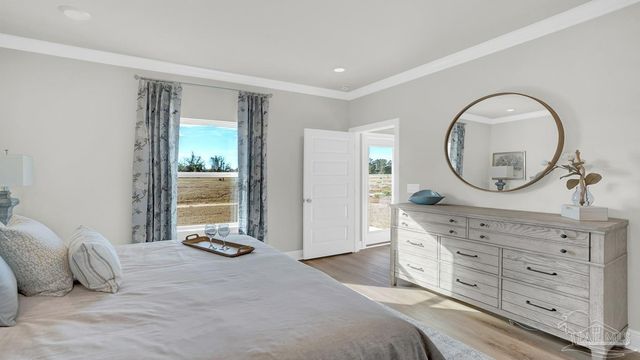 24 Spoonbill St, Cantonment, FL 32533