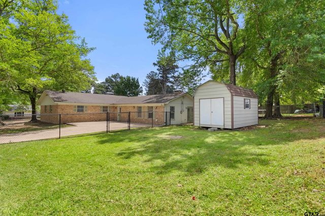 3303 Shenandoah Dr, Tyler, TX 75701