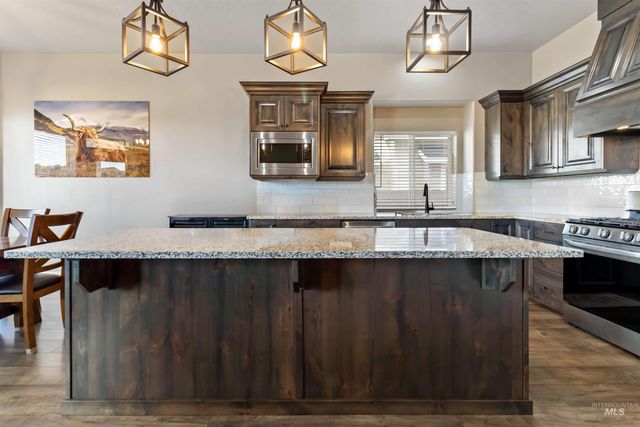 2103 W Egret, Nampa, ID 83686