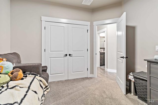 2103 W Egret, Nampa, ID 83686