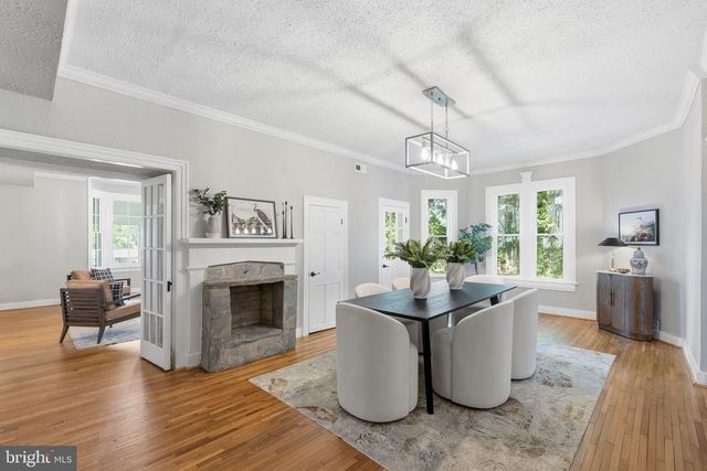 105 E WASHINGTON ST, Remington, VA 22734