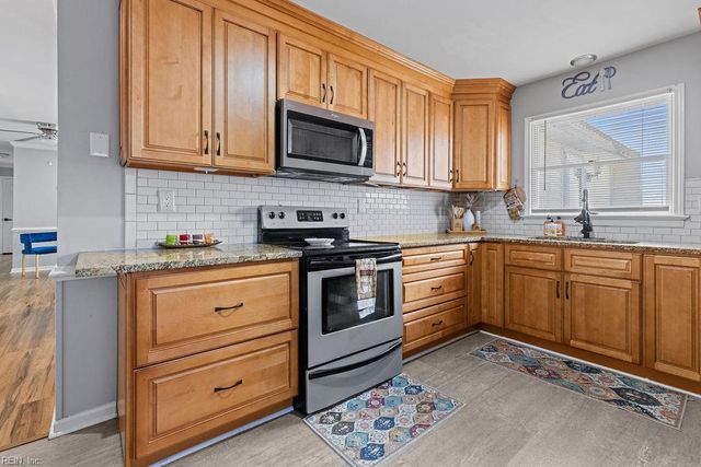 244 Carrie DR, Franklin, VA 23851