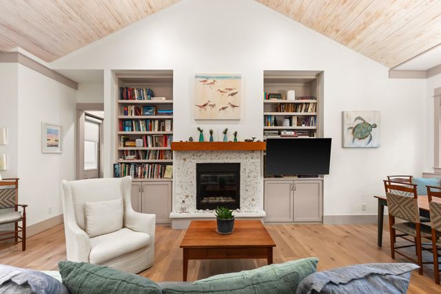 321 Seabreeze Boulevard, Seacrest, FL 32461