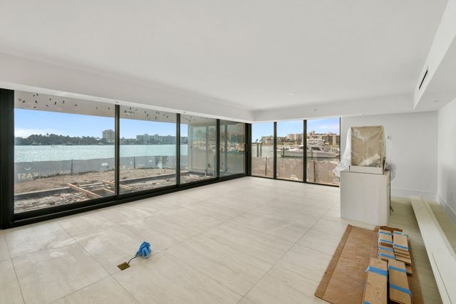 12450 SE Crystal Cove Place 13, Jupiter, FL 33469