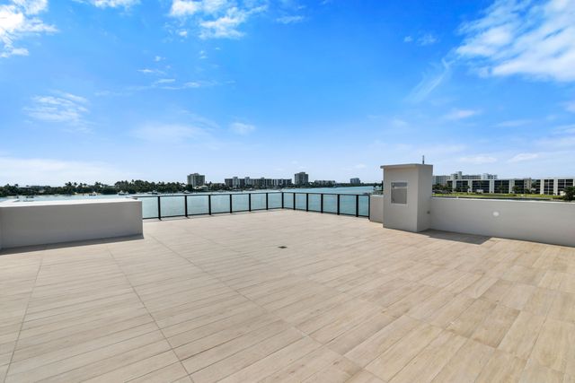12450 SE Crystal Cove Place 13, Jupiter, FL 33469