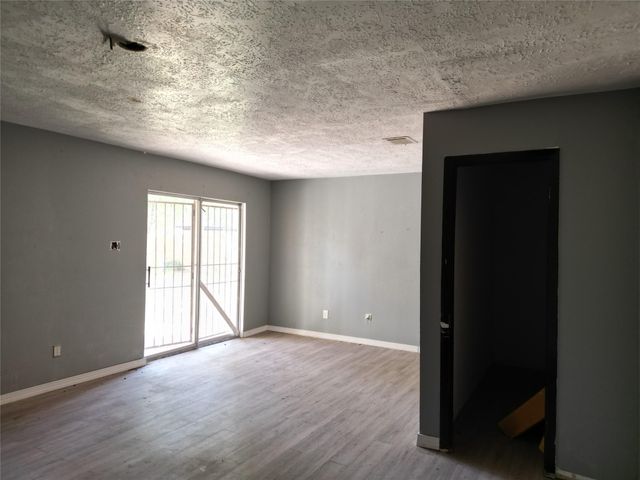 8006 White Swan Drive, Humble, TX 77396