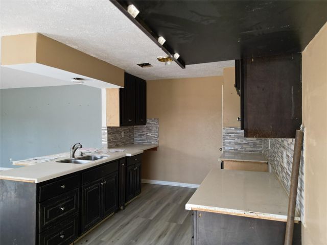 8006 White Swan Drive, Humble, TX 77396