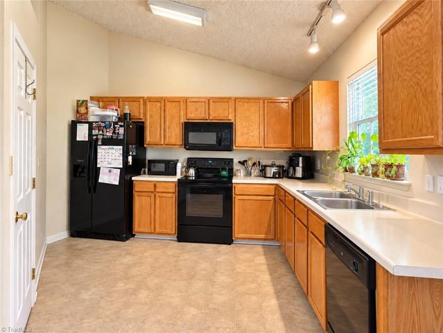 1704 Bellwick Drive, Greensboro, NC 27406