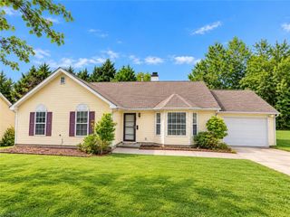 1704 Bellwick Drive, Greensboro, NC 27406