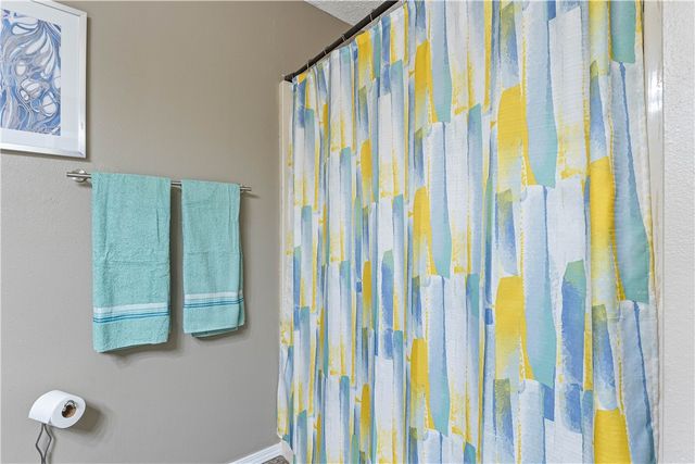 2906 Levi Lane, Bentonville, AR 72712