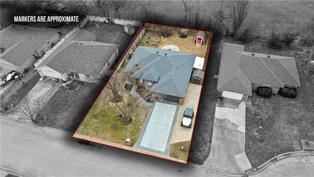 2906 Levi Lane, Bentonville, AR 72712