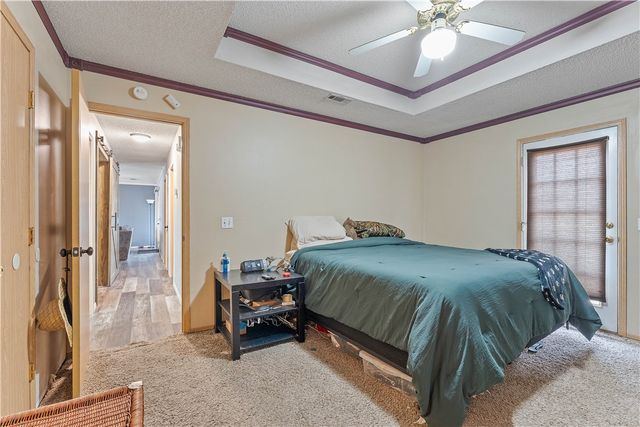 2906 Levi Lane, Bentonville, AR 72712