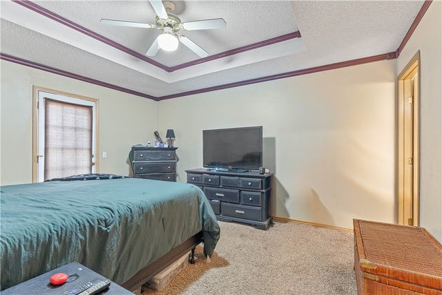 2906 Levi Lane, Bentonville, AR 72712