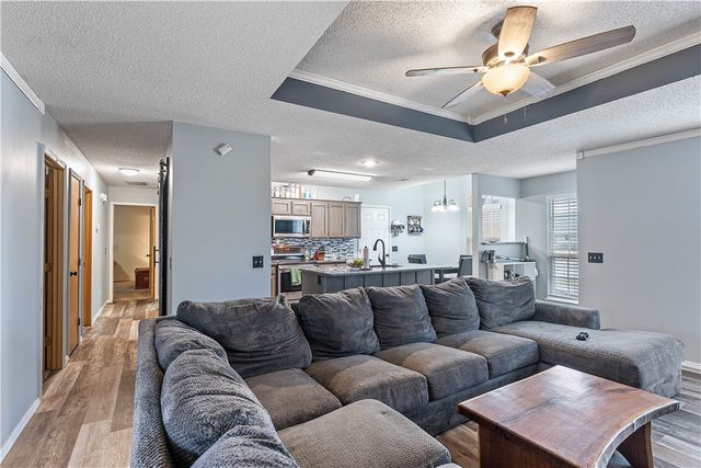 2906 Levi Lane, Bentonville, AR 72712