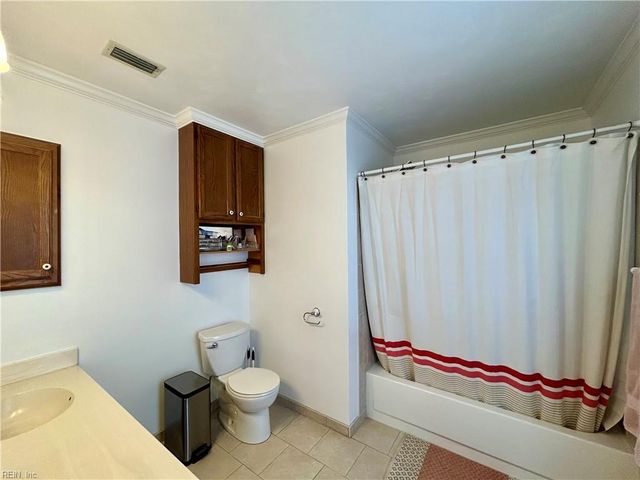 1701 Everest CIR, Virginia Beach, VA 23454