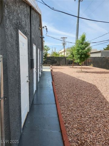 2427 McCarran Street, North Las Vegas, NV 89030